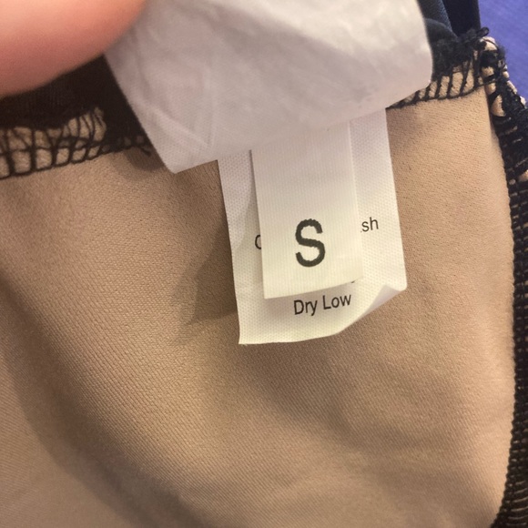 New Unworn Black and Sequined Figure Skating Costume with Matching Scrunchie - Picture 7 of 11